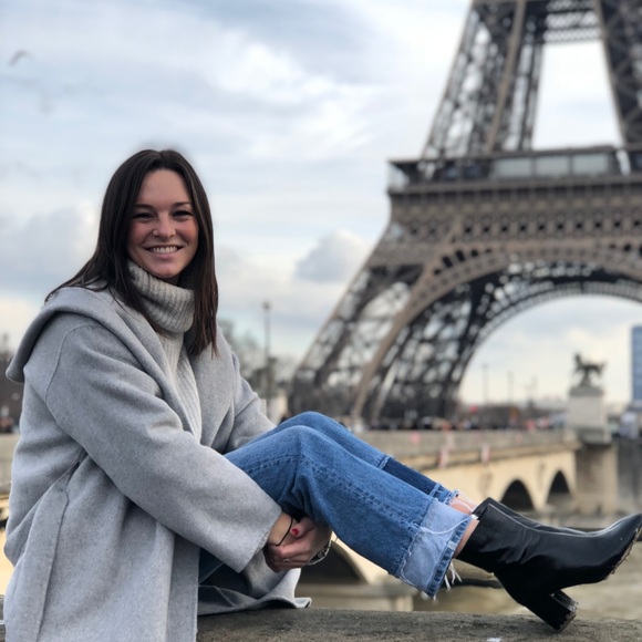 Meet your Posher, Stephanie - Picture 3 of 7